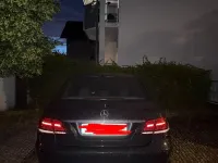 Gebraucht Mercedes E220 Edition 170 PS (125 kW) 2013 Schwarz Limousine