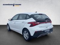 Gebraucht Hyundai i20 Select 79 PS (58 kW) 2025 Atlas white Kleinwagen