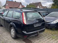 Second-hand Ford Focus 101 CP (74 kW) 2012 Negru Berlinǎ