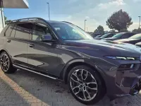 Gebraucht BMW X7 Efficient Dynamics 352 PS (258 kW) 2025 Grau SUV