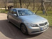 Gebraucht BMW 320 150 PS (110 kW) 2006 Grau Limousine