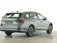 gebraucht Skoda Octavia Combi Ambition Matrix Navi SHZ RFK ACC