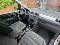 Gebraucht VW Caddy Highline 135 PS (99 kW) 2020 Weiß Van / Kleinbus