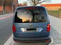 Gebraucht VW Caddy Trendline 125 PS (91 kW) 2016 Blau Van / Kleinbus