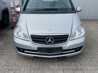 Gebraucht Mercedes A160 95 PS (69 kW) 2012 Silber Kleinwagen