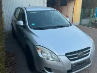 Second-hand Kia Ceed LX 109 CP (80 kW) 2008 Gri Hatchback