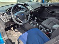Gebraucht Ford Fiesta Titanium 95 PS (69 kW) 2016 Blau Kleinwagen