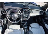 Gebraucht Mini Cooper Cabriolet 136 PS (100 kW) 2020 Starlight blue (metallic) Cabrio