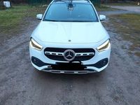 Gebraucht Mercedes GLA220 190 PS (139 kW) 2020 Weiß SUV
