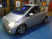 Gebraucht Mercedes A160 Elegance 95 PS (69 kW) 2011 Grau Limousine