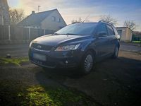 Gebraucht Ford Focus 102 PS (75 kW) 2008 Grau Kombi