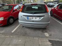 Gebraucht Ford Focus 100 PS (73 kW) 2004 Silber Kleinwagen