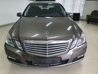 Gebraucht Mercedes E250 204 PS (150 kW) 2009 Indiumgrau  metalliclack Limousine