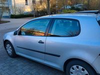 Gebraucht VW Golf V 116 PS (85 kW) 2004 Silber Kleinwagen