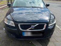 Używany Volvo V50 180 KM (132 kW) 2009 Czarny Kombi