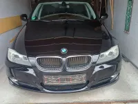 Gebraucht BMW 320 184 PS (135 kW) 2012 Schwarz Kombi