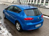 Second-hand Seat Leon 125 CP (91 kW) 2010 Albastru Hatchback