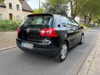 Gebraucht VW Golf V Edition 140 PS (102 kW) 2006 Schwarz Kleinwagen