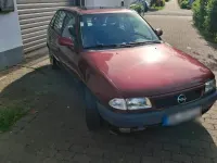 Gebraucht Opel Astra 101 PS (74 kW) 2026 Rot Limousine