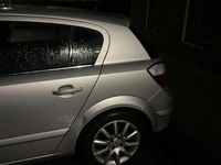 Gebraucht Opel Astra 105 PS (77 kW) 2005 Grau Limousine