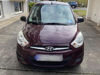 Gebraucht Hyundai i10 69 PS (50 kW) 2012 Violet Kleinwagen
