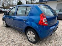 Gebraucht Dacia Sandero Ambiance 75 PS (55 kW) 2011 Blau Kleinwagen