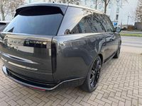 Gebraucht Land Rover Range Rover 349 PS (256 kW) 2025 Grau SUV