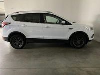 Gebraucht Ford Kuga Titanium 150 PS (110 kW) 2019 Weiß SUV