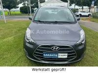 Gebraucht Hyundai ix20 Space 90 PS (66 kW) 2018 Grau Kleinwagen