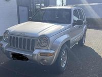 Gebraucht Jeep Cherokee Limited 211 PS (155 kW) 2002 Silber SUV