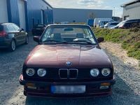 Gebraucht BMW 325 Cabriolet 170 PS (125 kW) 1987 Rot Cabrio