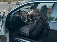 Gebraucht BMW 320 Cabriolet 170 PS (125 kW) 2010 Schwarz Cabrio