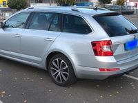 Gebraucht Skoda Octavia 150 PS (110 kW) 2016 Grau Kleinwagen