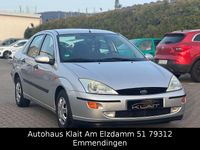 Używany Ford Focus Ambiente 101 KM (74 kW) 2000 Srebrny Sedan/Limuzyna