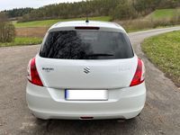 gebraucht Suzuki Swift 1.2 Club 59tkm EZ09/2015 Benzin 94PS weiß unfallfrei