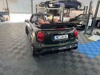 Gebraucht Mini John Cooper Works 265 PS (194 kW) 2023 Grün Kleinwagen