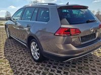 Gebraucht VW Golf Alltrack 184 PS (135 kW) 2015 Limestone grey metallic Kombi