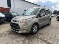 Gebraucht Ford Tourneo Titanium 101 PS (74 kW) 2015 Silber Kombi