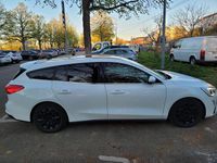 Usata Ford Focus 120 CV (88 kW) 2019 Bianco Station wagon