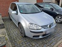 Gebraucht VW Golf IV 75 PS (55 kW) 2005 Silber Limousine