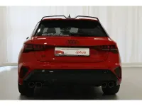 Gebraucht Audi S3 Ambiente 245 PS (180 kW) 2026 Rot Limousine