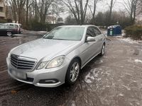 Second-hand Mercedes E200 184 CP (135 kW) 2010 Argintiu Berlinǎ