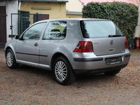 Gebraucht VW Golf IV 75 PS (55 kW) 2002 Grau Kleinwagen
