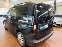 Gebraucht VW Caddy 75 PS (55 kW) 2022 Starlight blue metallic Van / Kleinbus