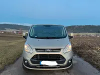 Gebraucht Ford Tourneo 170 PS (125 kW) 2018 Van / Kleinbus