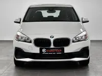 Gebraucht BMW 218 Active Tourer Sport Line 150 PS (110 kW) 2019 Weiß Van / Kleinbus