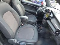 Gebraucht Mini Cooper 136 PS (100 kW) 2015 Schwarz Kleinwagen