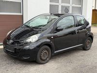 Gebraucht Toyota Aygo Cool 68 PS (50 kW) 2010 Schwarz Kleinwagen