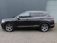 Gebraucht VW Tiguan Allspace R-line 150 PS (110 kW) 2023 Schwarz SUV