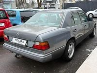 Gebraucht Mercedes E260 160 PS (117 kW) 1992 Grau Limousine